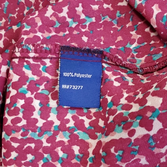 Sleeveless button up blouse - Picture 8 of 9